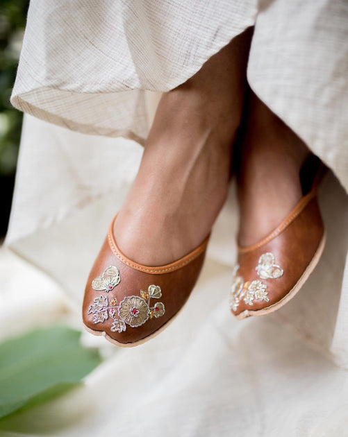 Fizzy Goblet Bridal Jutti Online Buy Punjabi Juttis For Girls