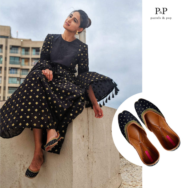 Aahana Kumra punjabi juttis