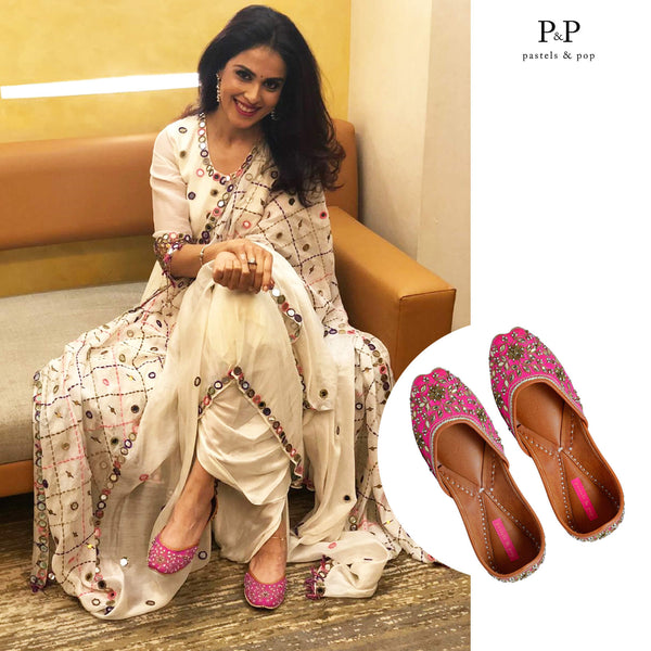 Pink Designer Juttis