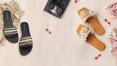 Stunning Pair of Flat Sandals For Your Karwa Chauth Outfit