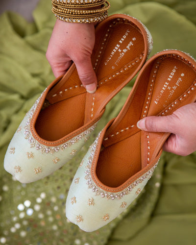 How Juttis Are Made - Behind-the-Scenes Craftsmanship