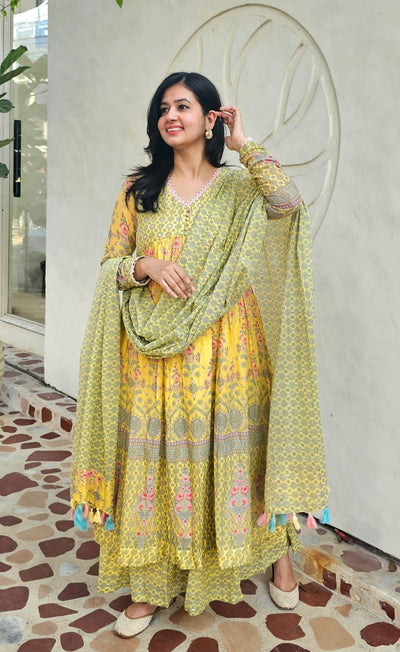 Kurta Set Care Guide: Washing, Storing and Increasing Fabric Longevity