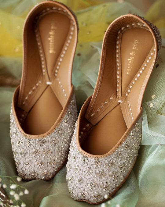 Silver Embroidered Jutti - Chandni